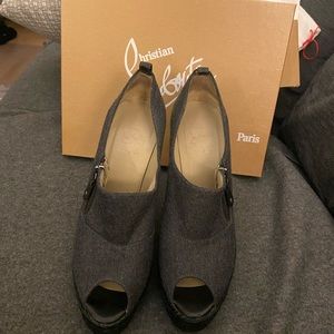 Louboutin Deroba wedge heel